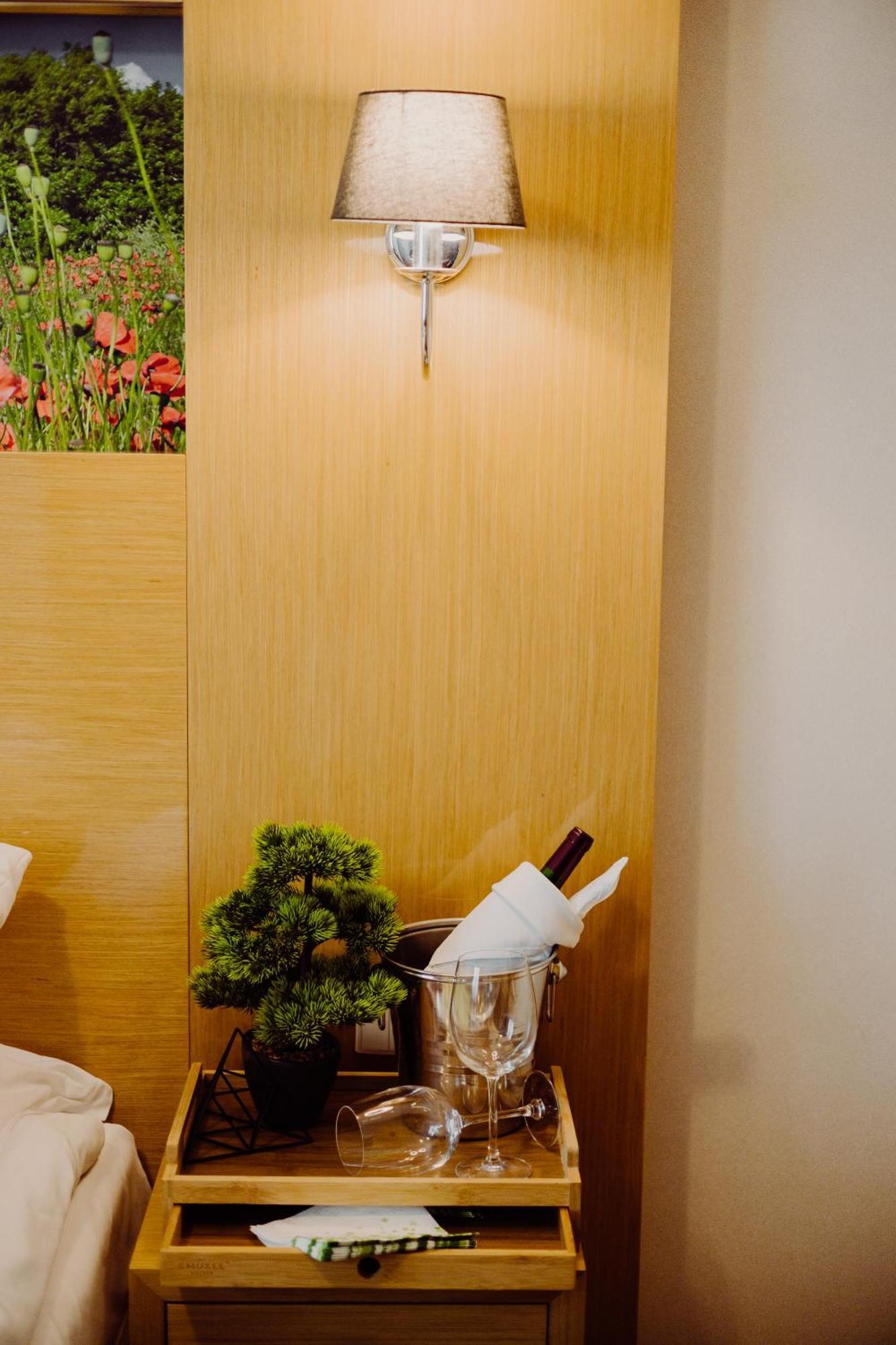 Hotel Bonsai 니엠차 외부 사진