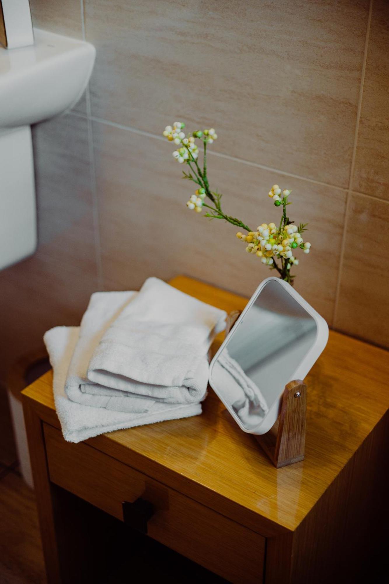 Hotel Bonsai 니엠차 외부 사진